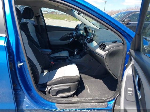 KMHH35LE8JU068017 Hyundai Elantra Gt Gl