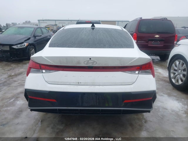 KMHLN4DG1SU036607 Hyundai Elantra Luxury
