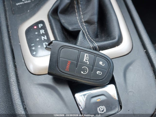 1C4PJMDS9GW249922 Jeep Cherokee Limited