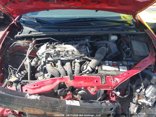 2T1BURHE2GC638980 Toyota COROLLA LE