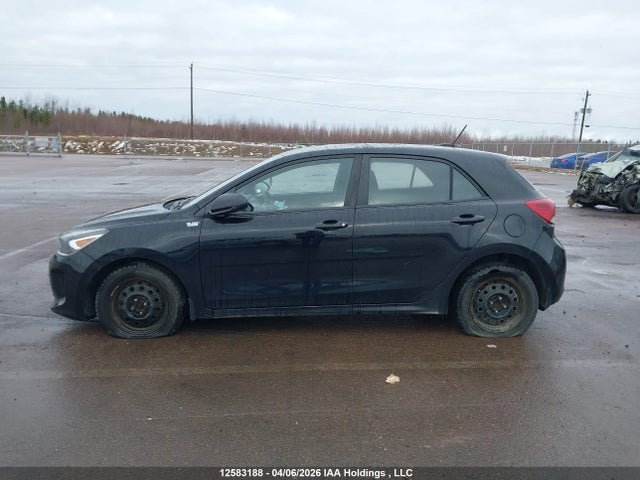 3KPA25AB1JE113718 KIA Rio Lx/lx+