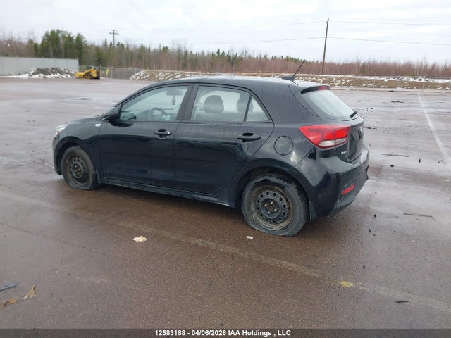 3KPA25AB1JE113718 KIA Rio Lx/lx+