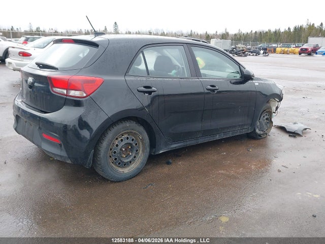 3KPA25AB1JE113718 KIA Rio Lx/lx+