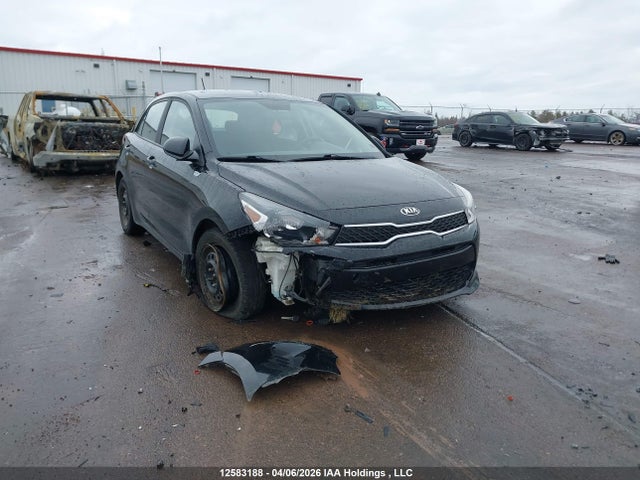 3KPA25AB1JE113718 KIA Rio Lx/lx+