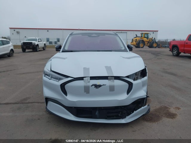 3FMTK3SU6NMA07835 Ford Mustang Mach-e Premium