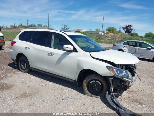 12598582 :رقم المزاد ، 5N1DR2MM4JC606266 vin ، 2018 Nissan Pathfinder S/sv/sl/platinum مزاد بيع