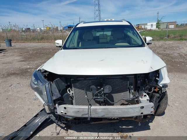 12598582 :رقم المزاد ، 5N1DR2MM4JC606266 vin ، 2018 Nissan Pathfinder S/sv/sl/platinum مزاد بيع