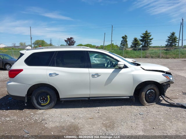 12598582 :رقم المزاد ، 5N1DR2MM4JC606266 vin ، 2018 Nissan Pathfinder S/sv/sl/platinum مزاد بيع
