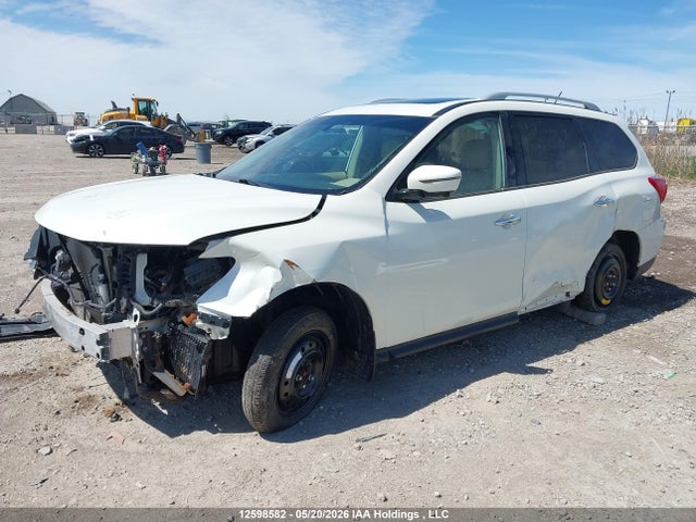 12598582 :رقم المزاد ، 5N1DR2MM4JC606266 vin ، 2018 Nissan Pathfinder S/sv/sl/platinum مزاد بيع