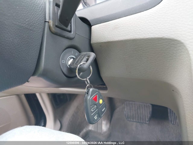 12598596 :رقم المزاد ، YV1RH59H432266162 vin ، 2003 Volvo S60 2.5t مزاد بيع
