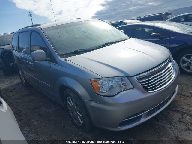 12598597 :رقم المزاد ، 2C4RC1BG2FR590005 vin ، 2015 Chrysler Town  Country Limited مزاد بيع