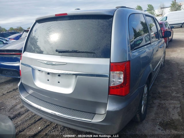 12598597 :رقم المزاد ، 2C4RC1BG2FR590005 vin ، 2015 Chrysler Town  Country Limited مزاد بيع