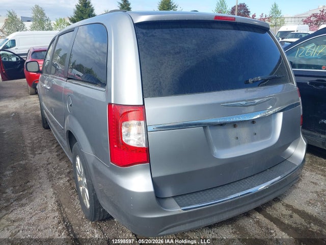 12598597 :رقم المزاد ، 2C4RC1BG2FR590005 vin ، 2015 Chrysler Town  Country Limited مزاد بيع