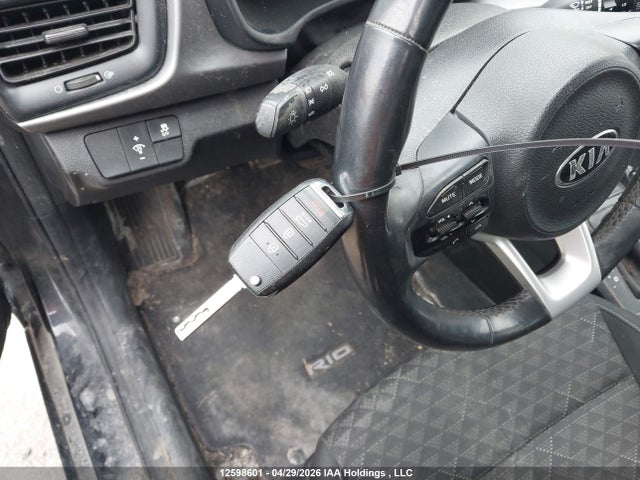 3KPA25AB1KE170745 KIA Rio Lx/lx+
