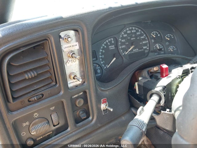12598602 :رقم المزاد ، 1GDJC34U31E327616 vin ، 2001 Gmc Sierra 3500 مزاد بيع