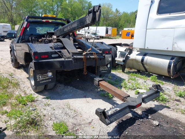 12598602 :رقم المزاد ، 1GDJC34U31E327616 vin ، 2001 Gmc Sierra 3500 مزاد بيع