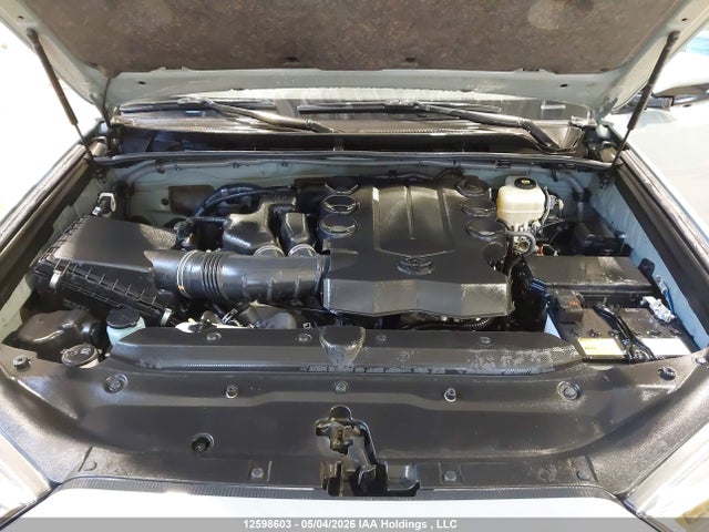 12598603 :رقم المزاد ، JTESU5JR7N6052684 vin ، 2022 Toyota 4runner مزاد بيع