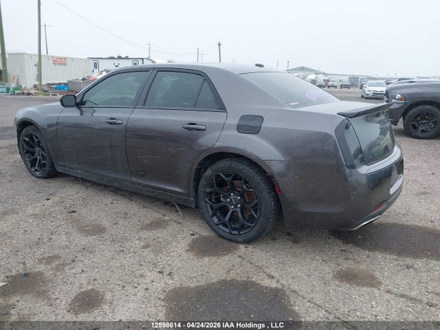 Продажа на аукционе авто 2015 Chrysler 300 S, vin: 2C3CCABG0FH864172, номер лота: 12598614