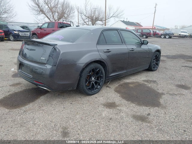 Продажа на аукционе авто 2015 Chrysler 300 S, vin: 2C3CCABG0FH864172, номер лота: 12598614
