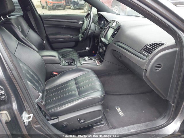 Продажа на аукционе авто 2015 Chrysler 300 S, vin: 2C3CCABG0FH864172, номер лота: 12598614