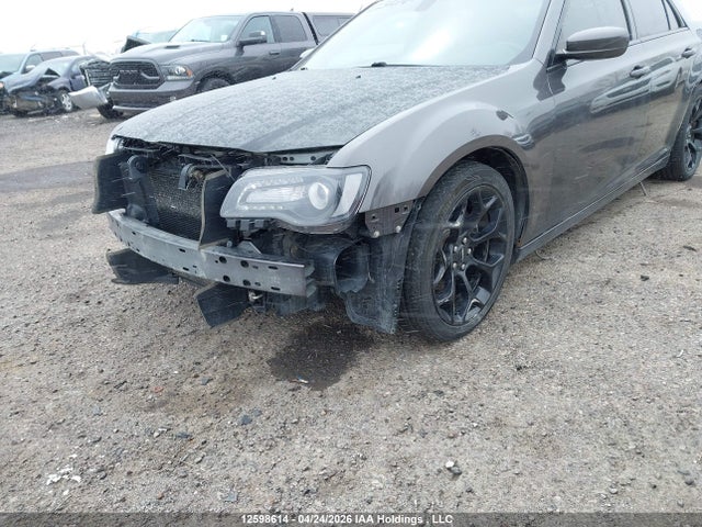 Продажа на аукционе авто 2015 Chrysler 300 S, vin: 2C3CCABG0FH864172, номер лота: 12598614
