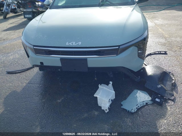 2025 Kia K4 Lx/lxs მანქანა იყიდება აუქციონზე, vin: 3KPFT4DE1SE190903, აუქციონის ნომერი: 12598625