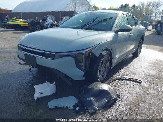 2025 Kia K4 Lx/lxs მანქანა იყიდება აუქციონზე, vin: 3KPFT4DE1SE190903, აუქციონის ნომერი: 12598625