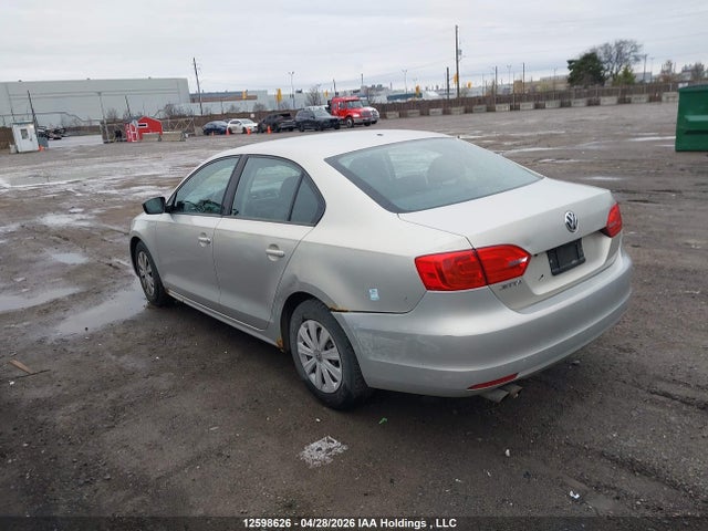 12598626 :رقم المزاد ، 3VW2K7AJ2BM375694 vin ، 2011 Volkswagen Jetta 2.0l Trendline/2.0l Trendline+ مزاد بيع