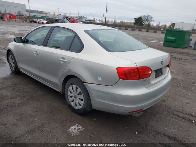 12598626 :رقم المزاد ، 3VW2K7AJ2BM375694 vin ، 2011 Volkswagen Jetta 2.0l Trendline/2.0l Trendline+ مزاد بيع
