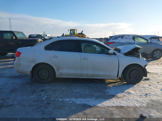 3VW3L7AJ8EM352930 Volkswagen Jetta 2.0 Tdi Highline/2.0 Tdi Trendline+