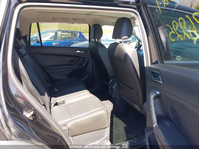12598629 :رقم المزاد ، 3VV2B7AX2JM086225 vin ، 2018 Volkswagen Tiguan Se/sel مزاد بيع