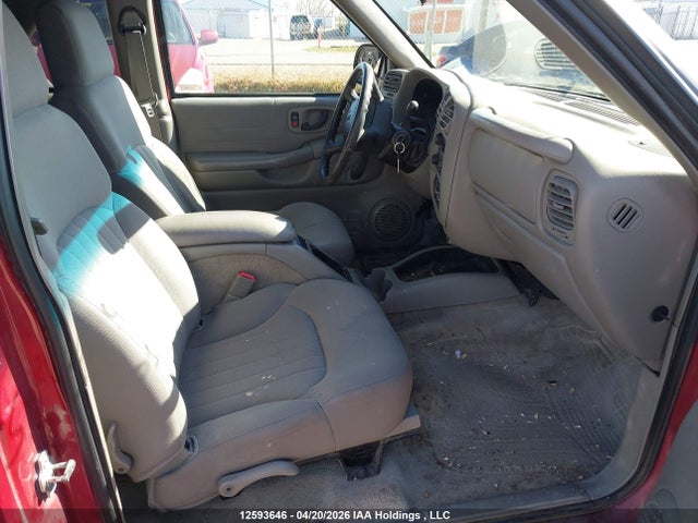 12593646 :رقم المزاد ، 1GKCT18X35K109547 vin ، 2005 Gmc Jimmy Sls مزاد بيع