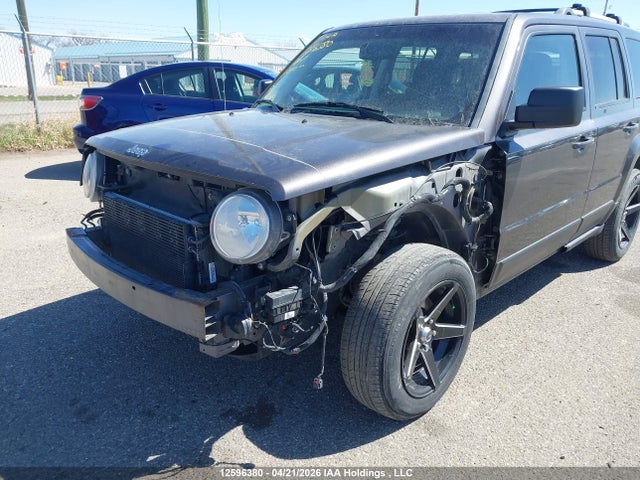 12596380 :رقم المزاد ، 1C4NJRAB8GD650771 vin ، 2016 Jeep Patriot Sport/north مزاد بيع