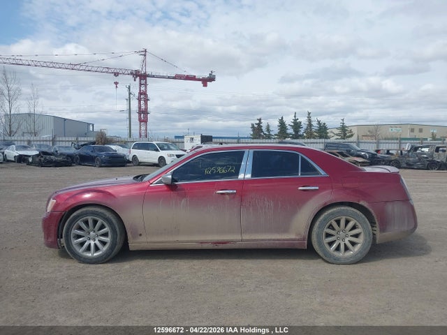 12596672 :رقم المزاد ، 2C3CCAET1DH584864 vin ، 2013 Chrysler 300c مزاد بيع