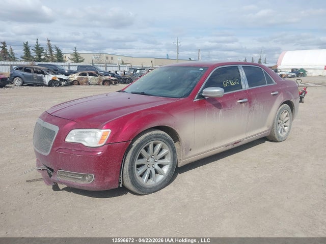 12596672 :رقم المزاد ، 2C3CCAET1DH584864 vin ، 2013 Chrysler 300c مزاد بيع