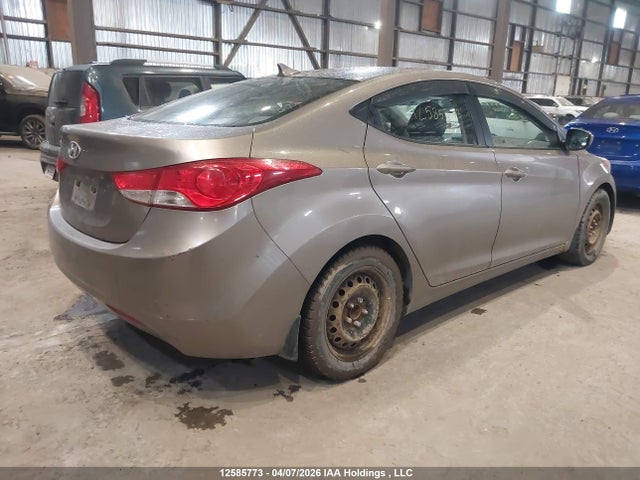 2013 Hyundai Elantra Gl მანქანა იყიდება აუქციონზე, vin: 5NPDH4AE5DH188938, აუქციონის ნომერი: 12585773