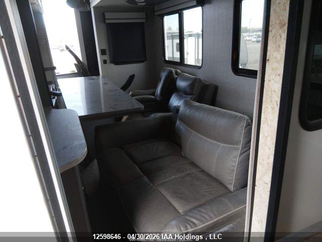 Keystone Impact Vapor Lite 2022 4YDFVLR26N6360800 Image 15