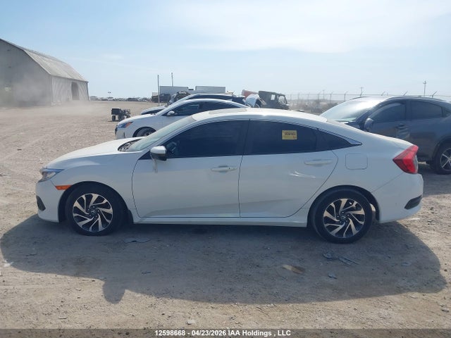 Продажа на аукционе авто 2018 Honda Civic Ex, vin: 2HGFC2F86JH002599, номер лота: 12598668