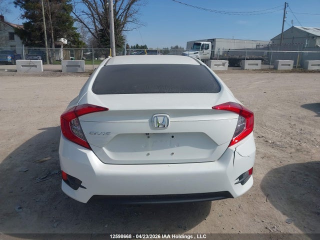 Продажа на аукционе авто 2018 Honda Civic Ex, vin: 2HGFC2F86JH002599, номер лота: 12598668