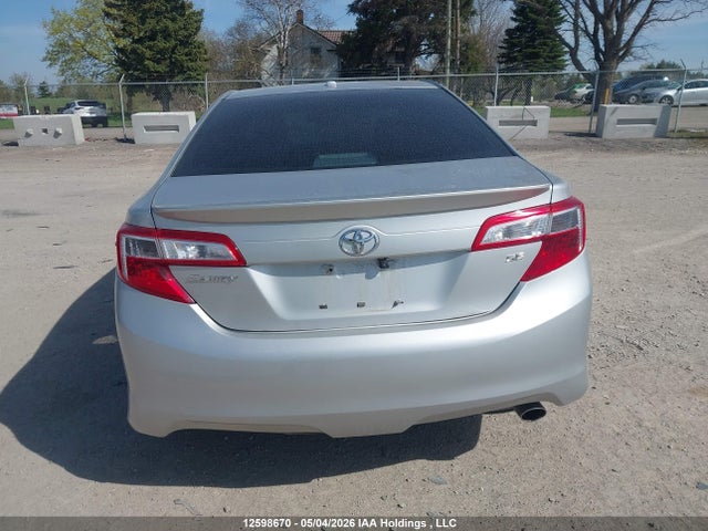 12598670 :رقم المزاد ، 4T1BF1FK1CU600265 vin ، 2012 Toyota Camry مزاد بيع