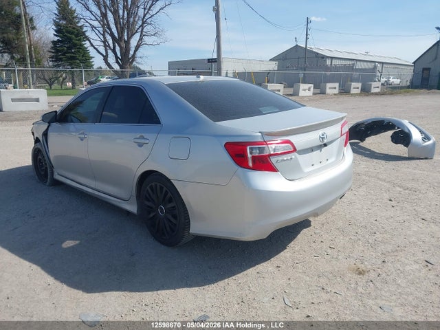 12598670 :رقم المزاد ، 4T1BF1FK1CU600265 vin ، 2012 Toyota Camry مزاد بيع