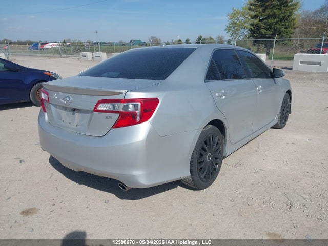 12598670 :رقم المزاد ، 4T1BF1FK1CU600265 vin ، 2012 Toyota Camry مزاد بيع