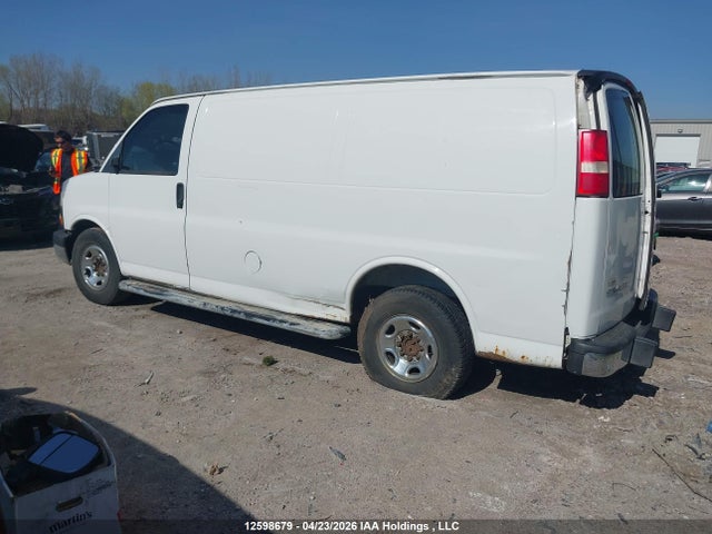 12598679 :رقم المزاد ، 1GTZGFBAXA1154965 vin ، 2010 Gmc Savana G2500 مزاد بيع