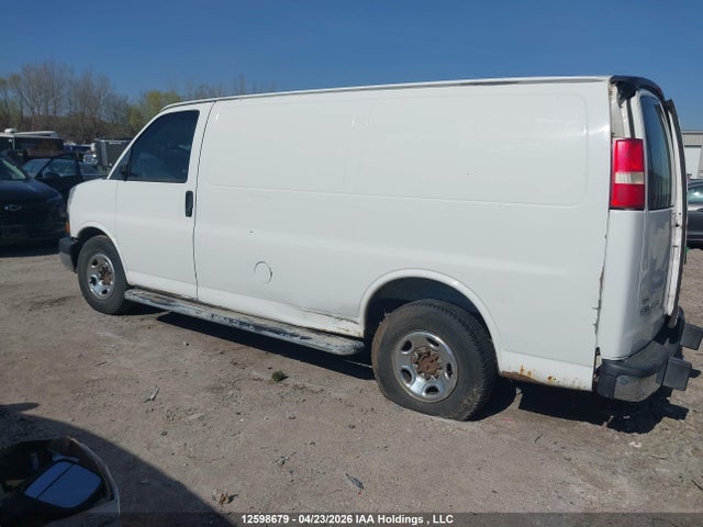 12598679 :رقم المزاد ، 1GTZGFBAXA1154965 vin ، 2010 Gmc Savana G2500 مزاد بيع