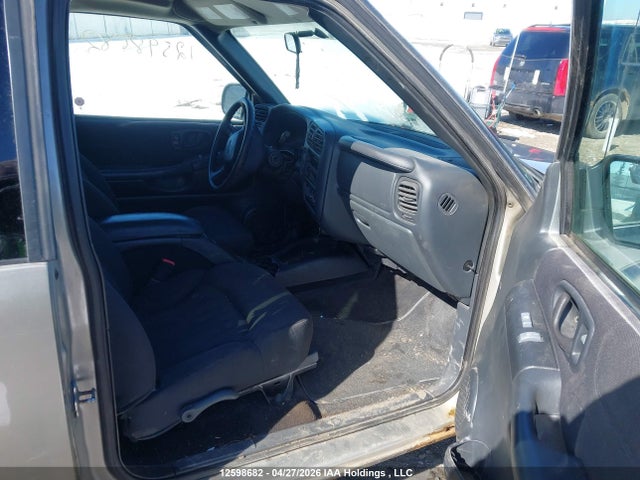 12598682 :رقم المزاد ، 1GKCT18X35K109936 vin ، 2005 Gmc Jimmy Sls مزاد بيع
