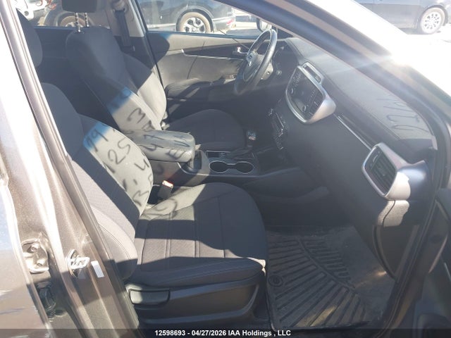 5XYPGDA54KG494789 KIA Sorento 2.4l Lx/3.3l Lx