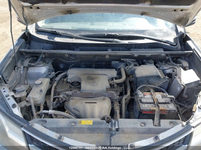12598701 :رقم المزاد ، 2T3BFREV9FW395249 vin ، 2015 Toyota Rav4 Le مزاد بيع