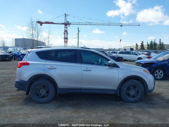 12598701 :رقم المزاد ، 2T3BFREV9FW395249 vin ، 2015 Toyota Rav4 Le مزاد بيع