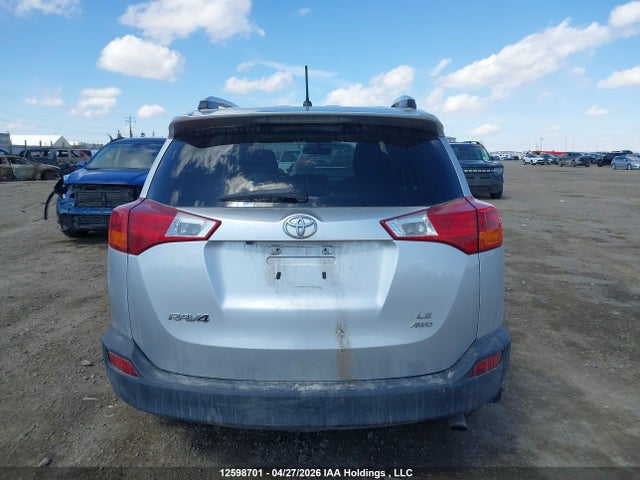 12598701 :رقم المزاد ، 2T3BFREV9FW395249 vin ، 2015 Toyota Rav4 Le مزاد بيع
