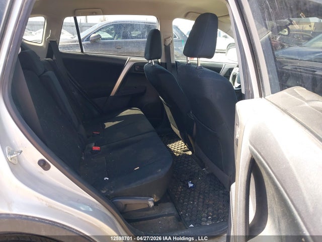 12598701 :رقم المزاد ، 2T3BFREV9FW395249 vin ، 2015 Toyota Rav4 Le مزاد بيع